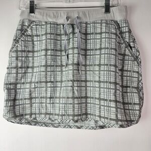 TASC Skirt Womens Size M Gray Plaid Skort Active Hiking Walking Outdoor Ladies